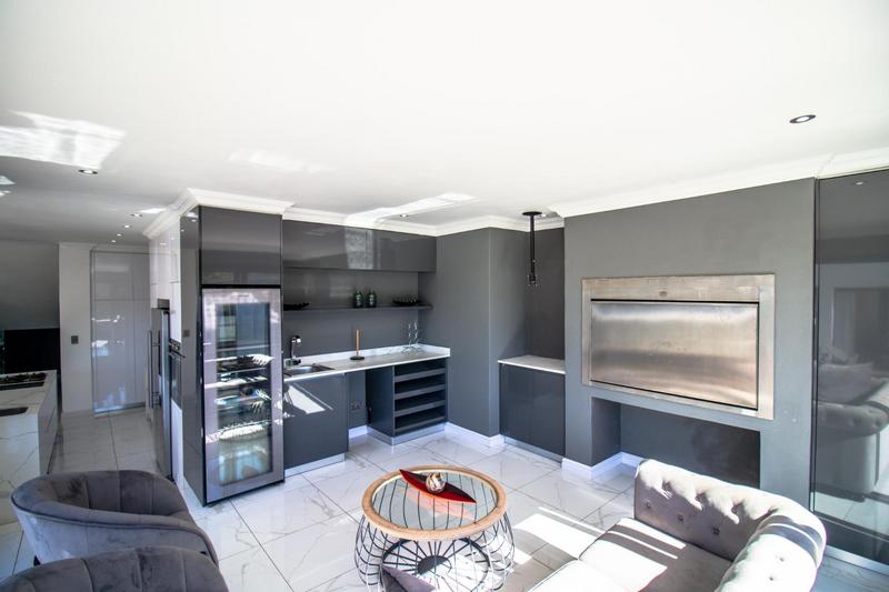 4 Bedroom Property for Sale in Midstream Meadows Gauteng