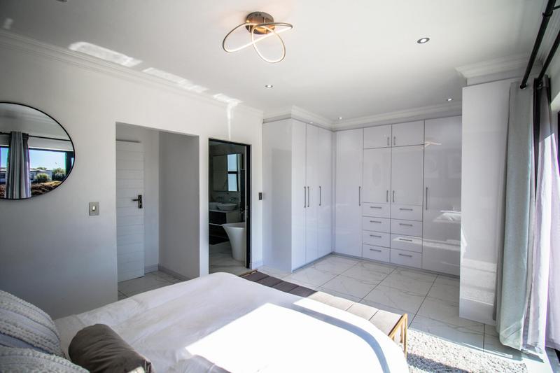 4 Bedroom Property for Sale in Midstream Meadows Gauteng