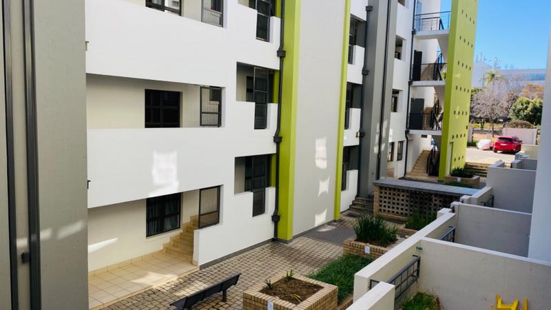 To Let 2 Bedroom Property for Rent in Edenburg Gauteng