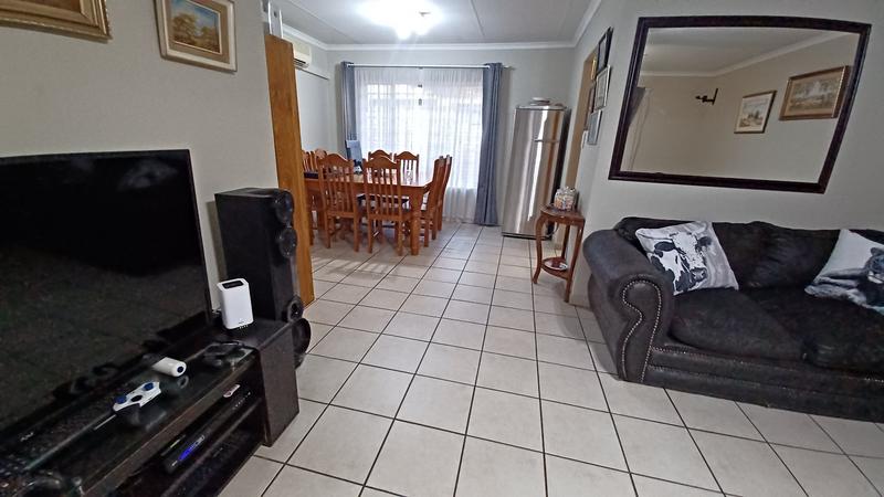 3 Bedroom Property for Sale in Annlin Gauteng