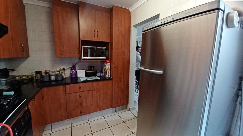 3 Bedroom Property for Sale in Annlin Gauteng