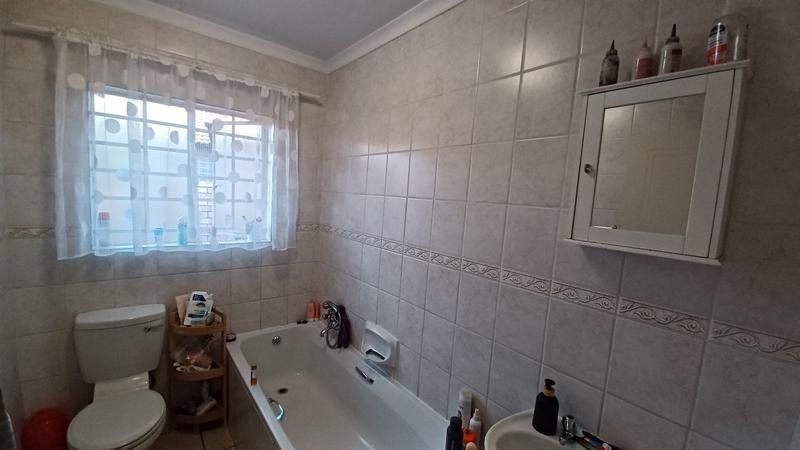 3 Bedroom Property for Sale in Annlin Gauteng