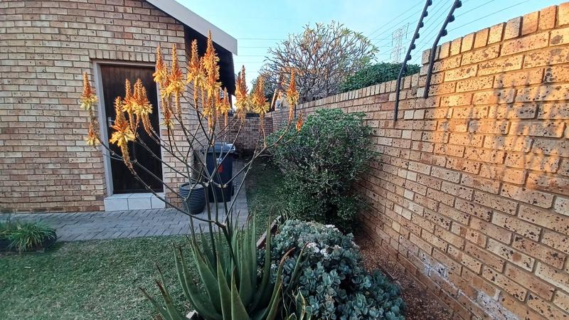 3 Bedroom Property for Sale in Annlin Gauteng