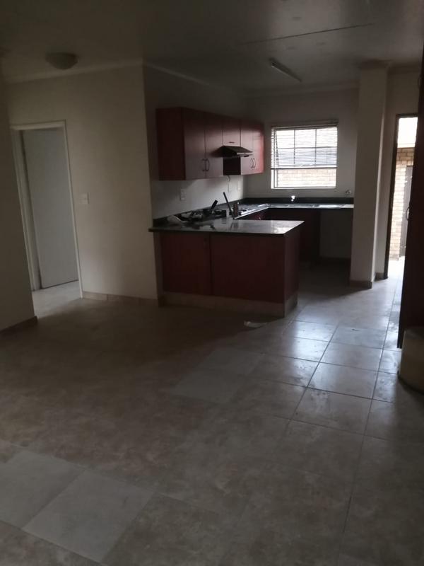 To Let 2 Bedroom Property for Rent in Elandsfontein Gauteng