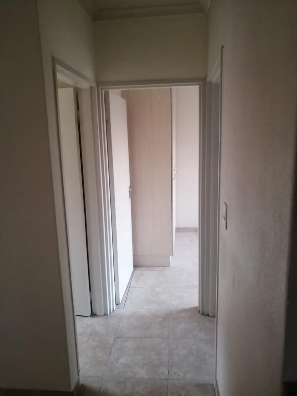 To Let 2 Bedroom Property for Rent in Elandsfontein Gauteng