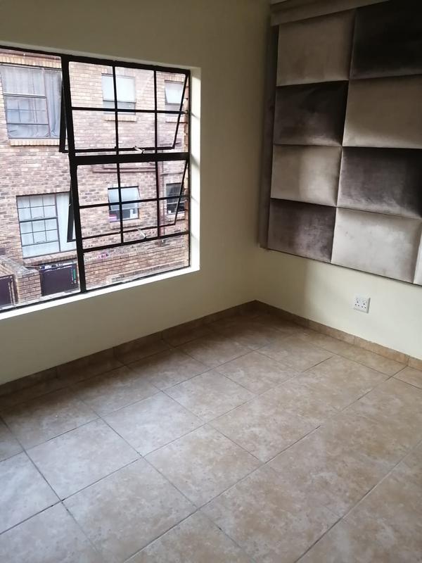 To Let 2 Bedroom Property for Rent in Elandsfontein Gauteng