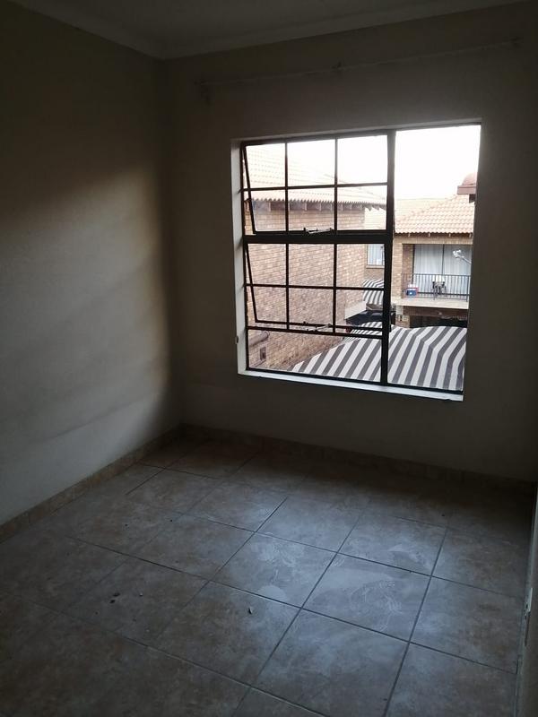 To Let 2 Bedroom Property for Rent in Elandsfontein Gauteng