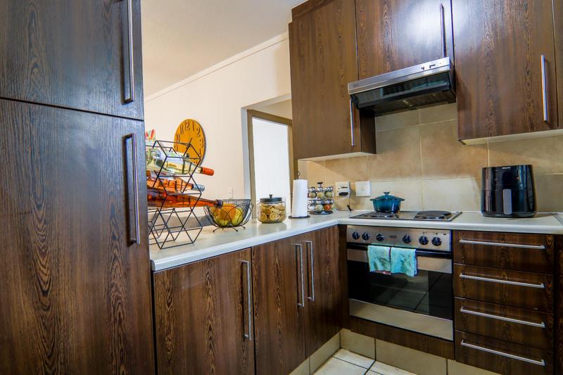 1 Bedroom Property for Sale in Paulshof Gauteng