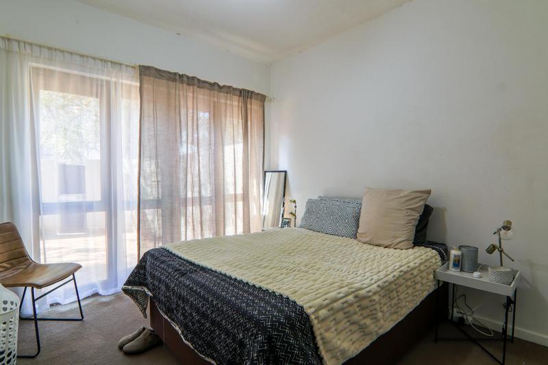 1 Bedroom Property for Sale in Paulshof Gauteng