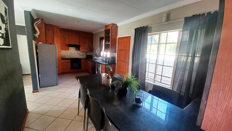 2 Bedroom Property for Sale in Annlin Gauteng