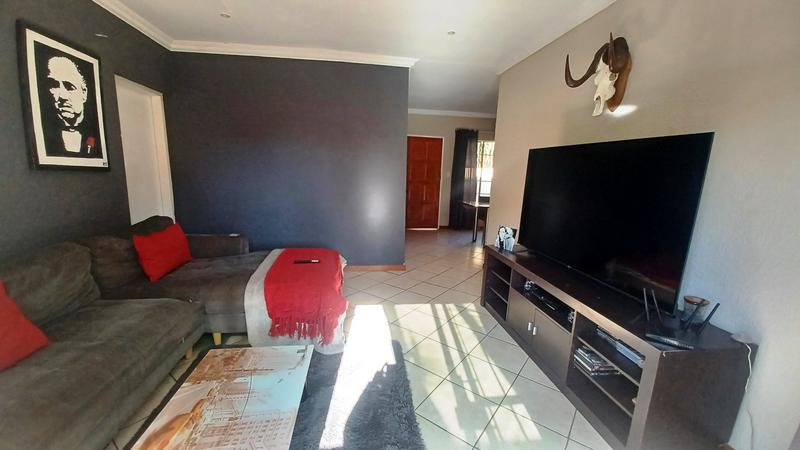 2 Bedroom Property for Sale in Annlin Gauteng
