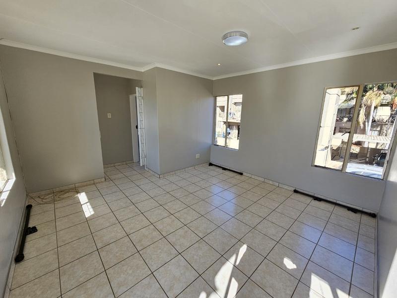 2 Bedroom Property for Sale in Magalieskruin Gauteng