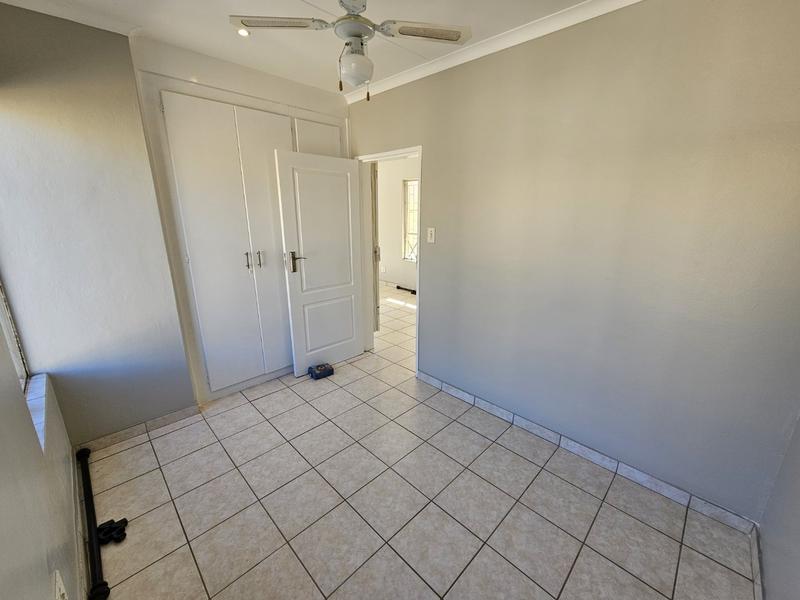 2 Bedroom Property for Sale in Magalieskruin Gauteng