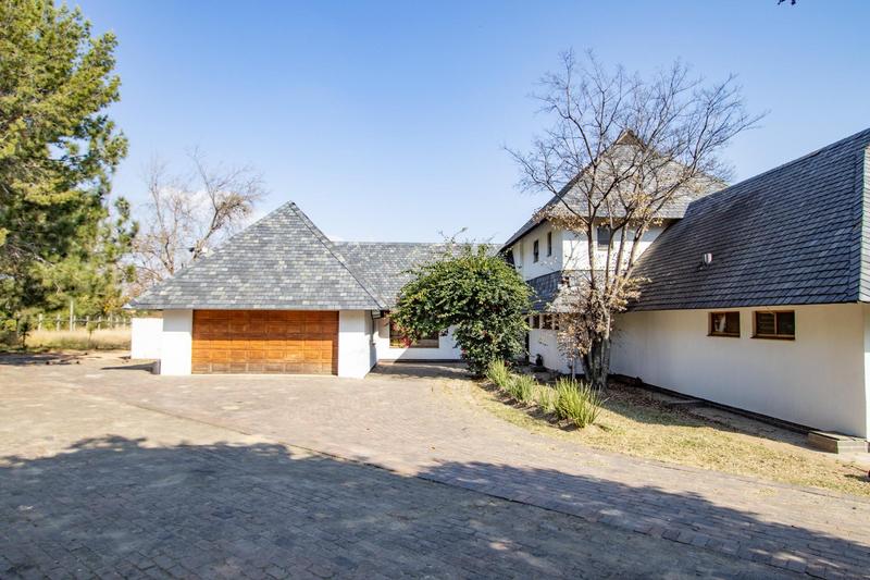 5 Bedroom Property for Sale in Kyalami Ah Gauteng