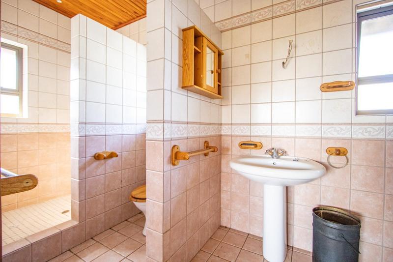 5 Bedroom Property for Sale in Kyalami Ah Gauteng