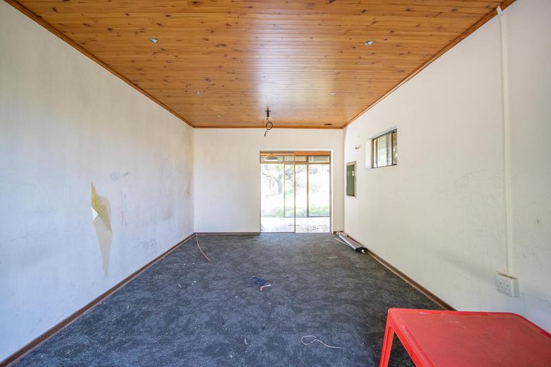 5 Bedroom Property for Sale in Kyalami Ah Gauteng