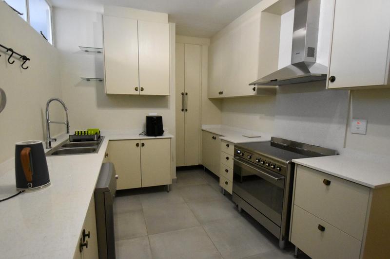 To Let 3 Bedroom Property for Rent in Benmore Gardens Gauteng