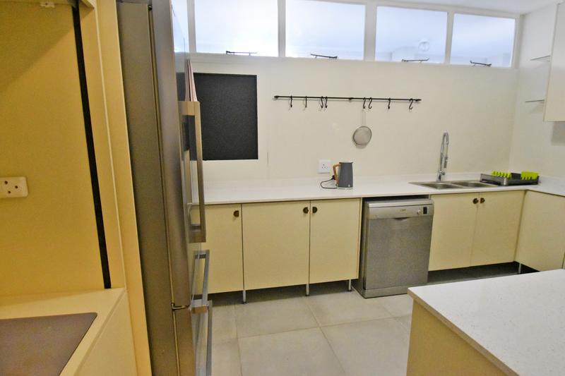 To Let 3 Bedroom Property for Rent in Benmore Gardens Gauteng