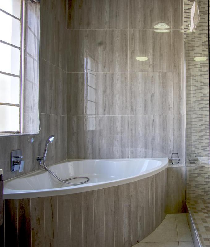 2 Bedroom Property for Sale in Killarney Gauteng