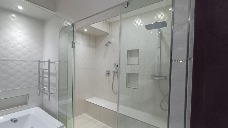 4 Bedroom Property for Sale in Raslouw Gardens Gauteng