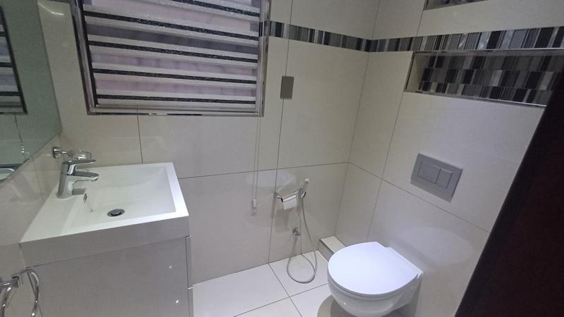 4 Bedroom Property for Sale in Raslouw Gardens Gauteng