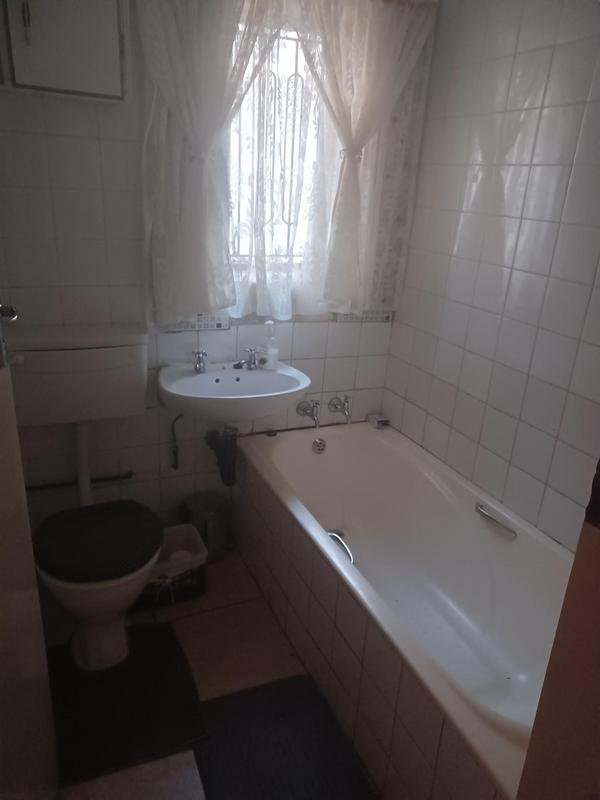 To Let 3 Bedroom Property for Rent in Ebony Park Gauteng