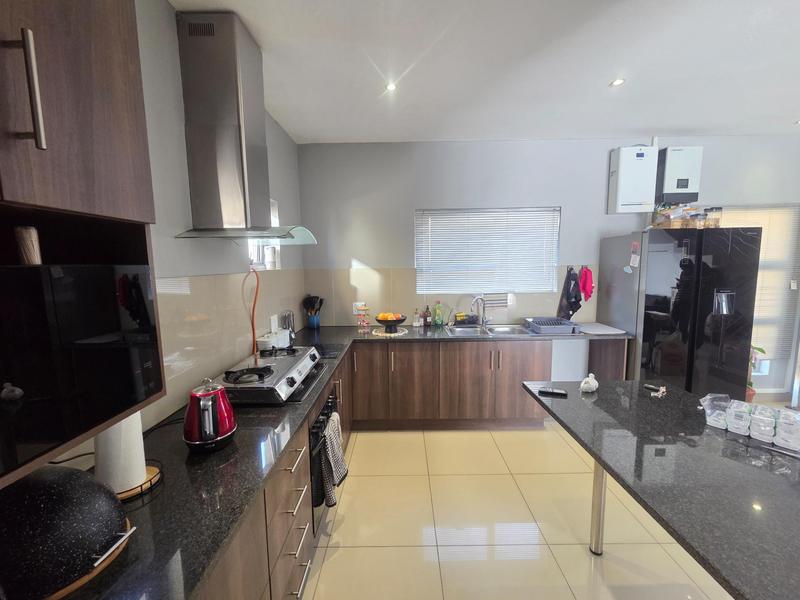 3 Bedroom Property for Sale in Eldo Lakes Estate Gauteng