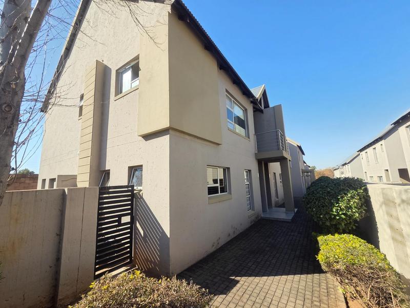 3 Bedroom Property for Sale in Eldo Lakes Estate Gauteng