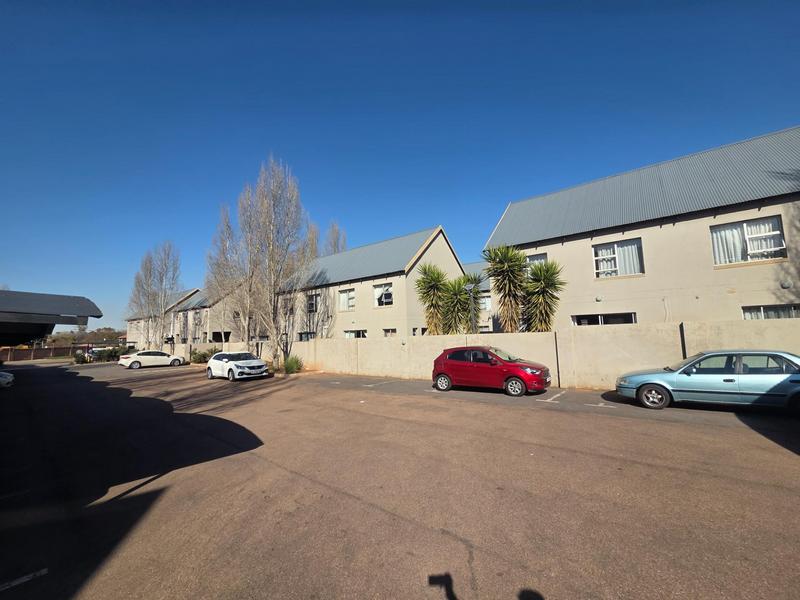 3 Bedroom Property for Sale in Eldo Lakes Estate Gauteng