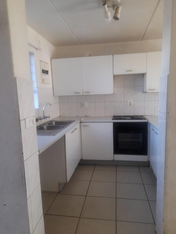 To Let 2 Bedroom Property for Rent in Morning Hill Gauteng