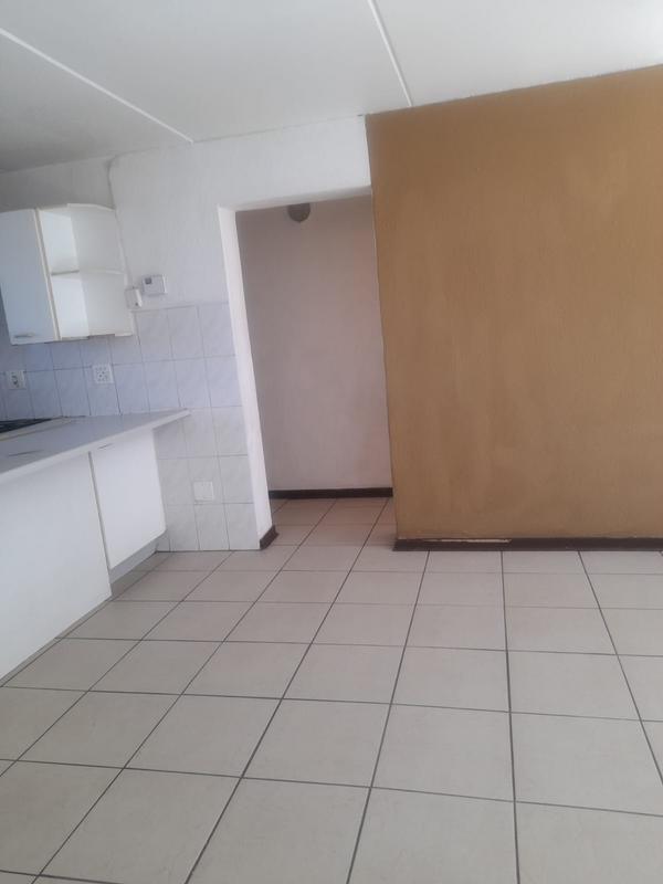 To Let 2 Bedroom Property for Rent in Morning Hill Gauteng