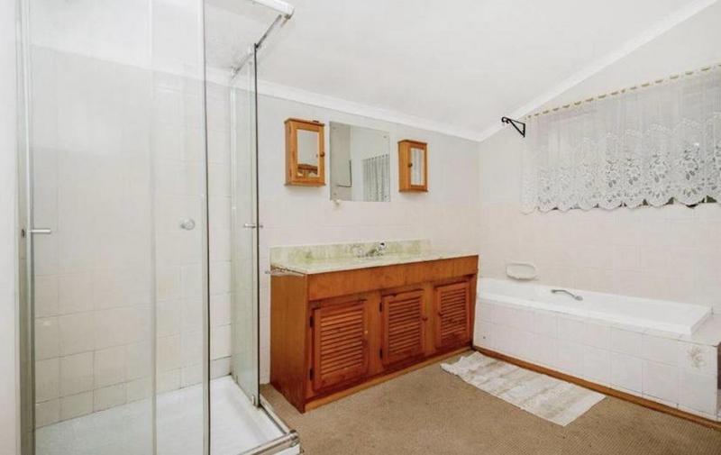 To Let 5 Bedroom Property for Rent in Bryanston Gauteng