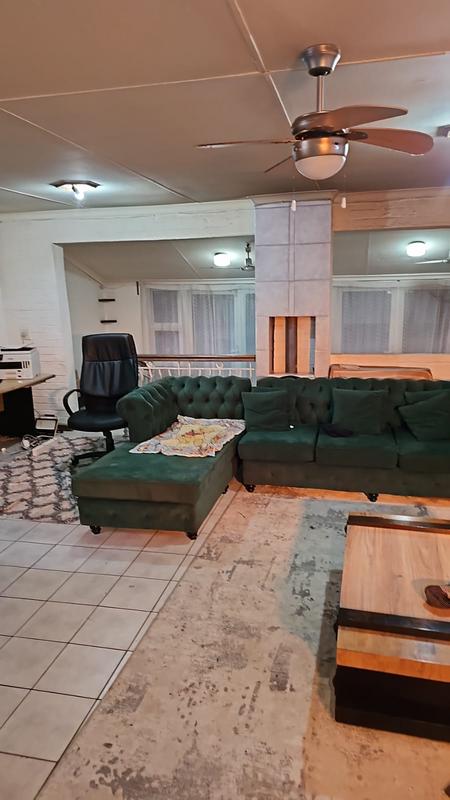 To Let 5 Bedroom Property for Rent in Bryanston Gauteng