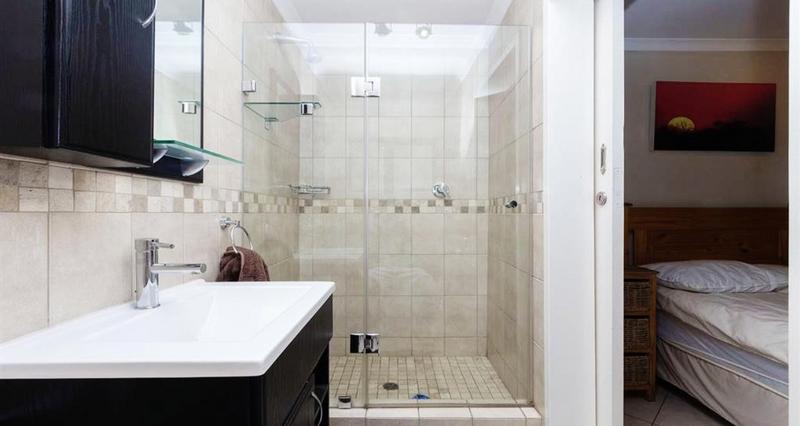 To Let 4 Bedroom Property for Rent in Khyber Rock Gauteng
