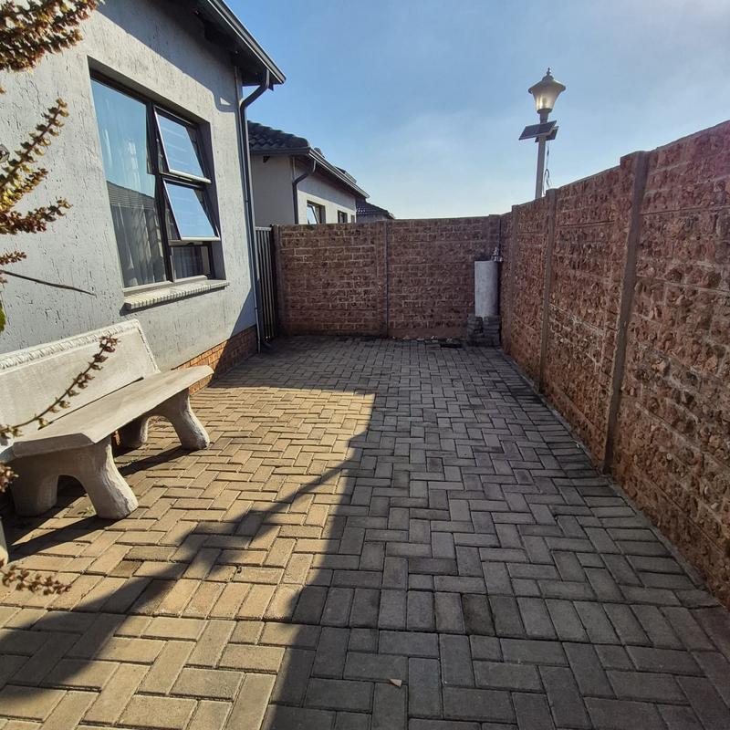 3 Bedroom Property for Sale in Parkrand Gauteng