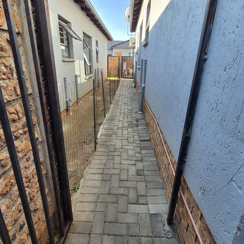 3 Bedroom Property for Sale in Parkrand Gauteng