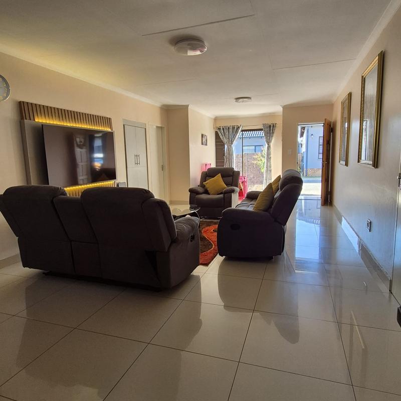 3 Bedroom Property for Sale in Parkrand Gauteng