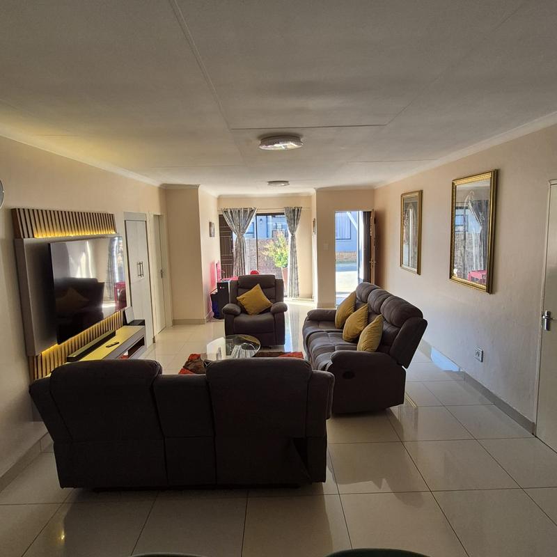 3 Bedroom Property for Sale in Parkrand Gauteng