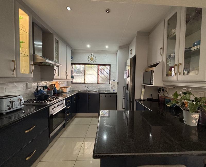 3 Bedroom Property for Sale in North Riding Gauteng