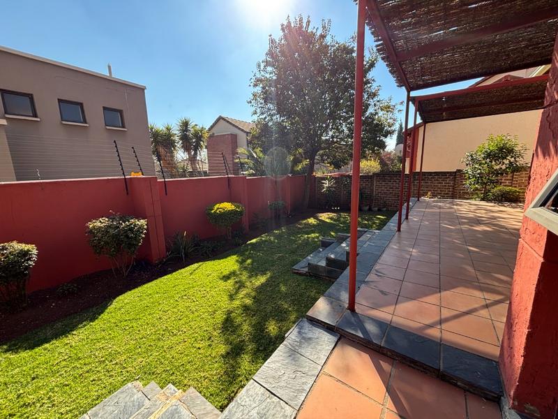 3 Bedroom Property for Sale in North Riding Gauteng