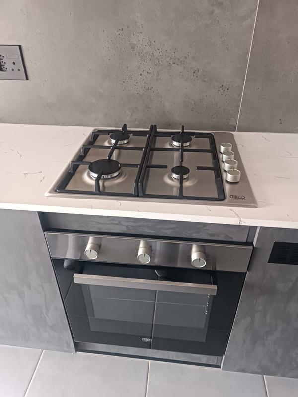 To Let 2 Bedroom Property for Rent in Waterkloof Ridge Gauteng