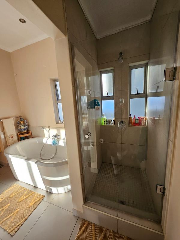 3 Bedroom Property for Sale in Sandton Gauteng
