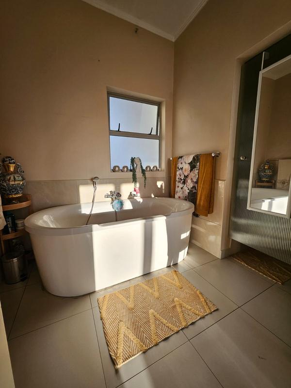 3 Bedroom Property for Sale in Sandton Gauteng