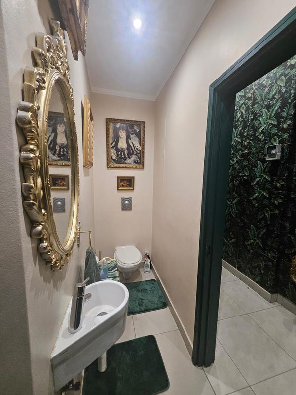 3 Bedroom Property for Sale in Sandton Central Gauteng