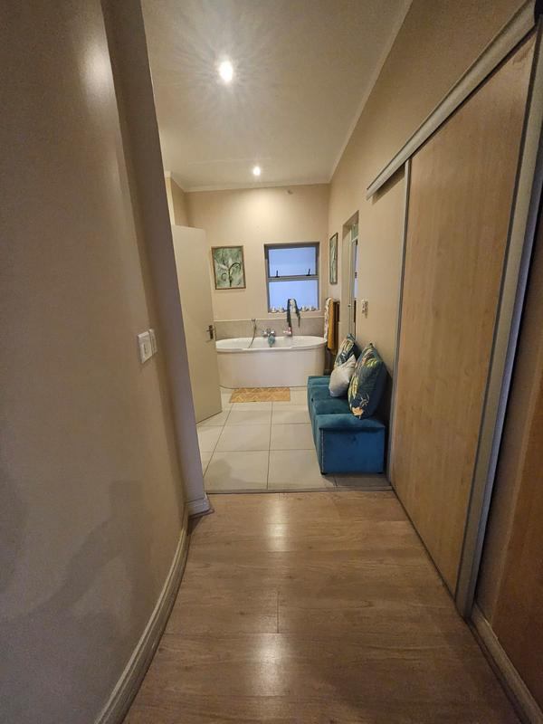 3 Bedroom Property for Sale in Sandton Central Gauteng