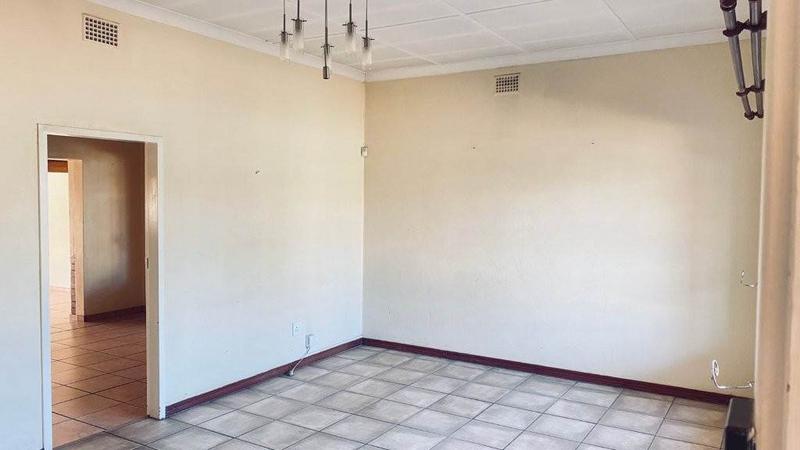 To Let 4 Bedroom Property for Rent in Birchleigh Gauteng