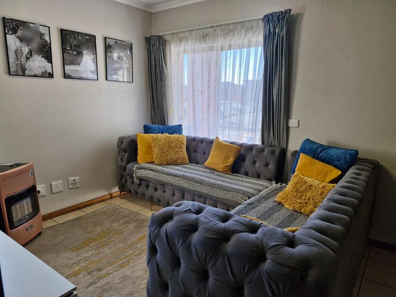 2 Bedroom Property for Sale in Esther Park Gauteng