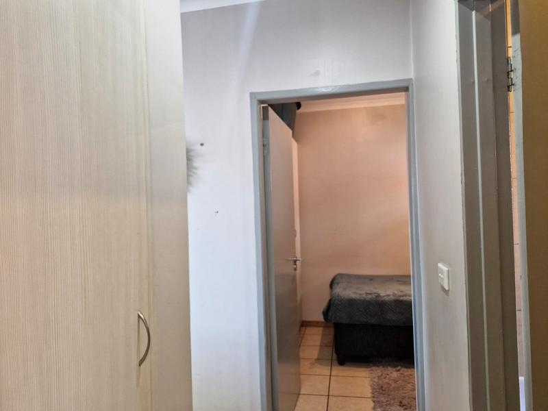 2 Bedroom Property for Sale in Esther Park Gauteng