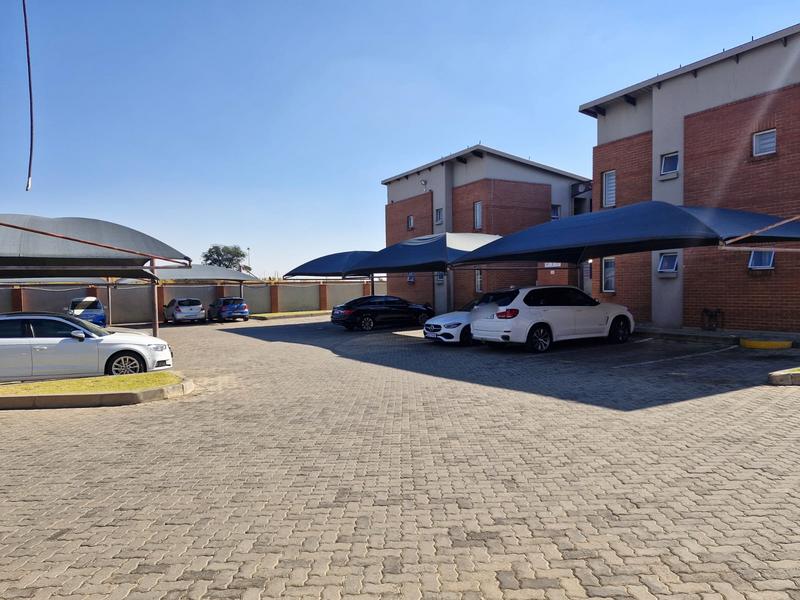2 Bedroom Property for Sale in Esther Park Gauteng