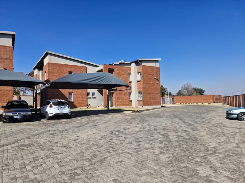2 Bedroom Property for Sale in Esther Park Gauteng
